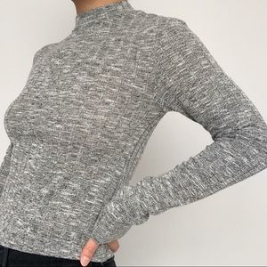 Urban Modern Chic Fitted Mock Neck Long Sleeve Top Shirt in Heather Grey (M)